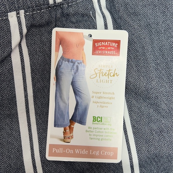 Levi’s Strauss Signature Striped Wide Leg Crop Plus Size Casual Pants - Picture 3 of 9